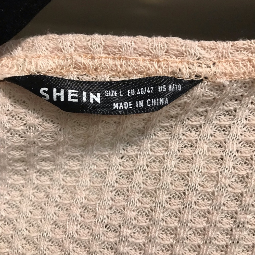 Cream Textured V-Neck Blouse - Picture 3 of 3